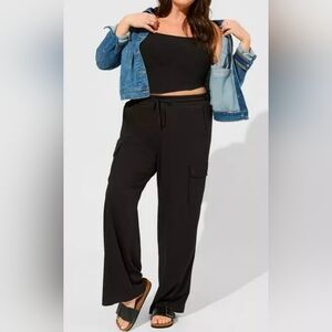 Torrid Black Wide Leg Cargo Pant Sz 3R